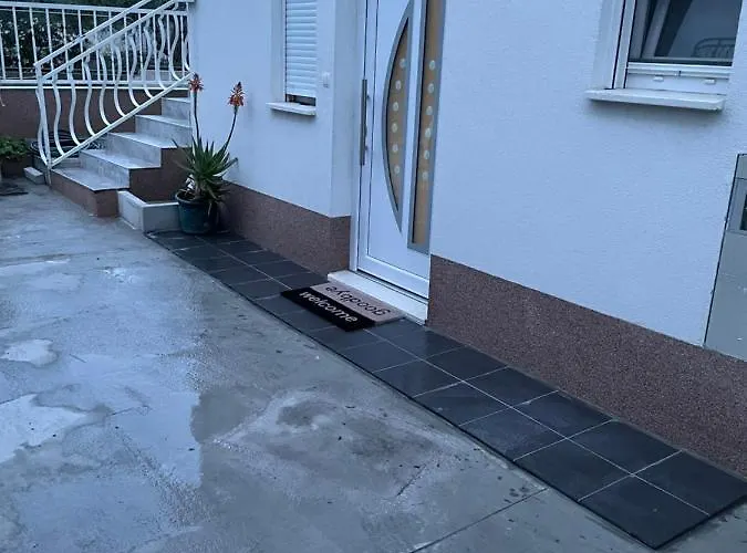 شقة Josip Ciovo *